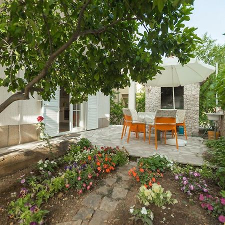 Feel Sibenik Apartment ภายนอก รูปภาพ
