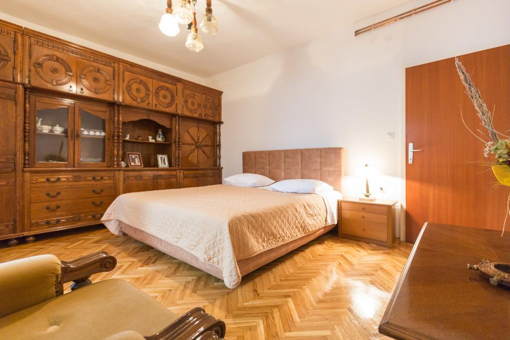 Feel Sibenik Apartment ภายนอก รูปภาพ