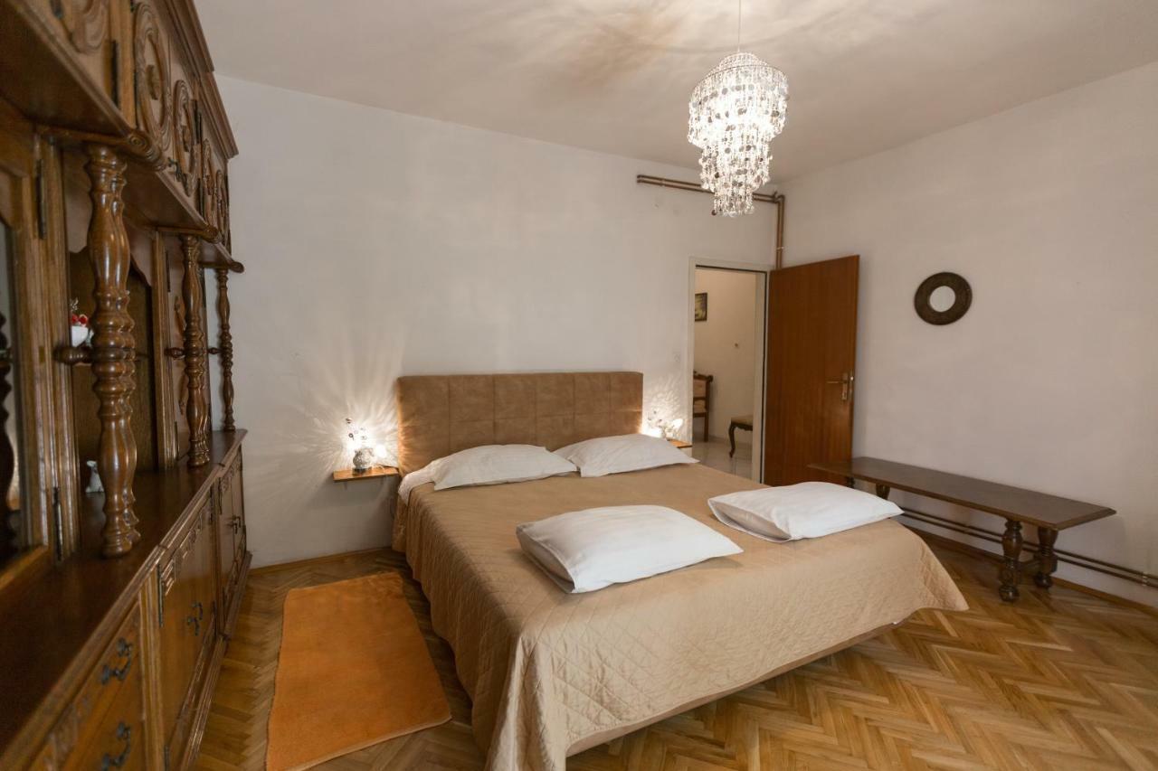 Feel Sibenik Apartment ภายนอก รูปภาพ
