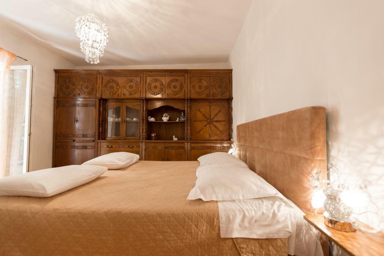 Feel Sibenik Apartment ภายนอก รูปภาพ