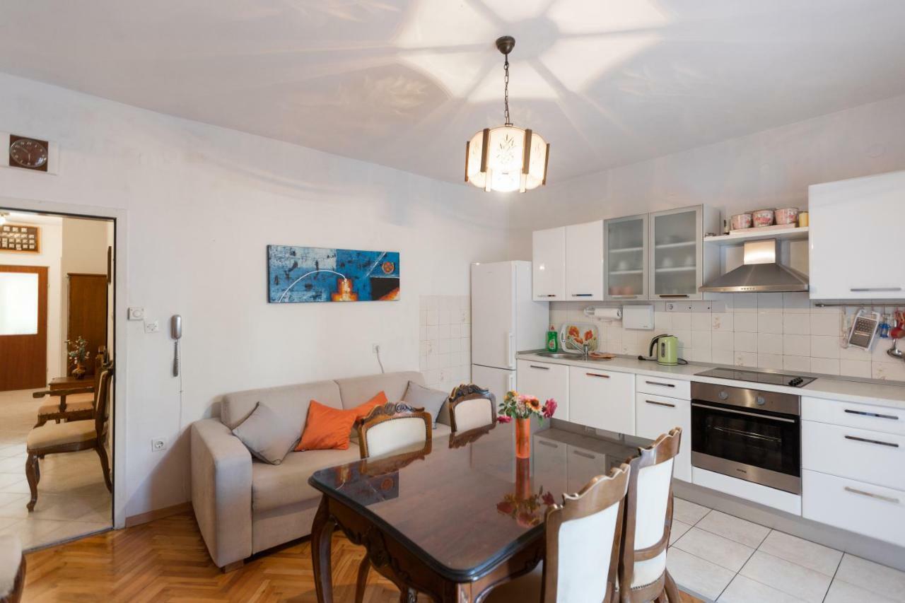 Feel Sibenik Apartment ภายนอก รูปภาพ