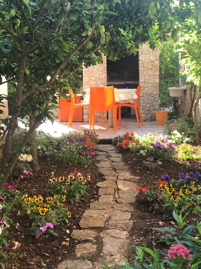 Feel Sibenik Apartment ภายนอก รูปภาพ