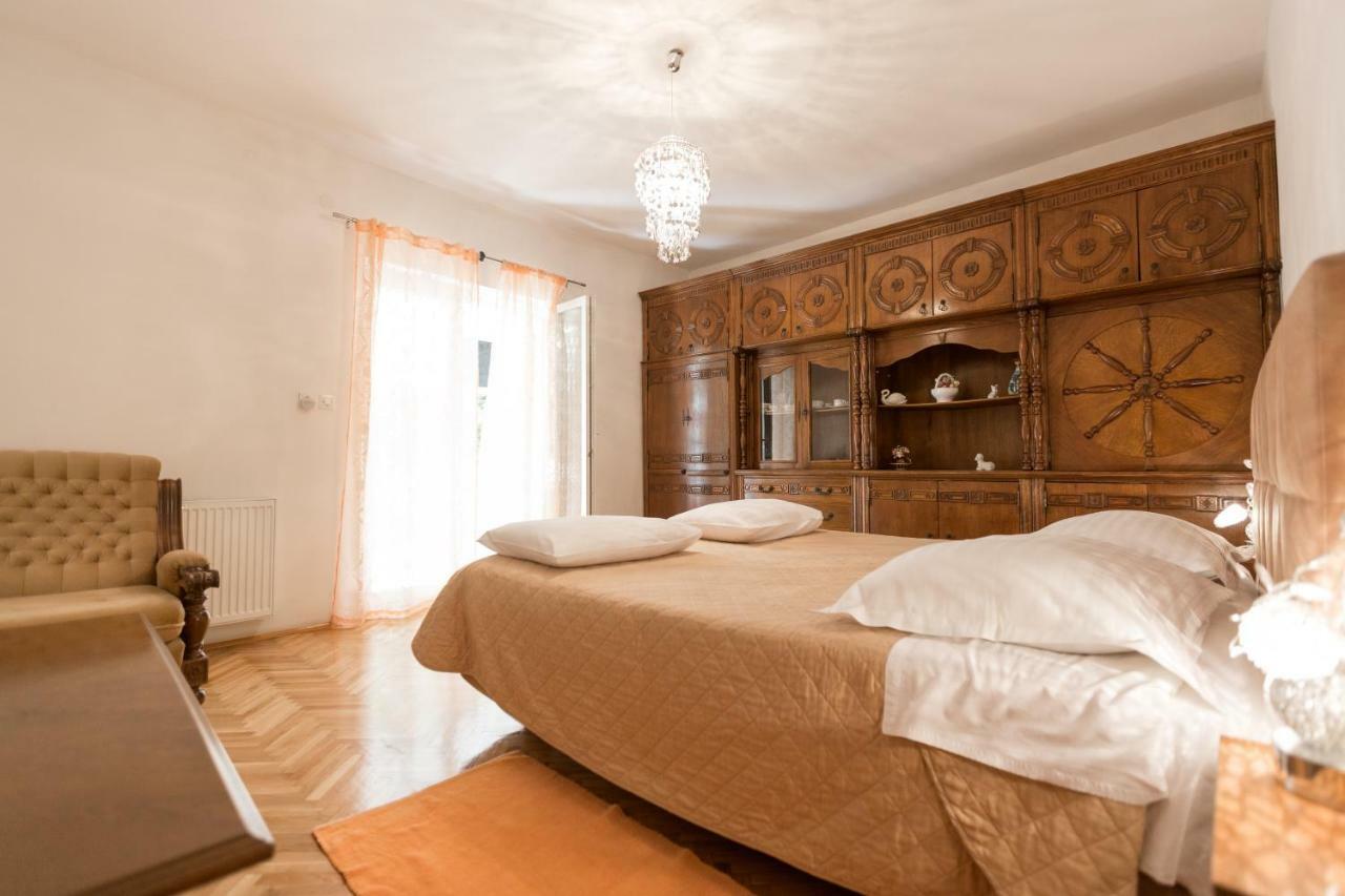 Feel Sibenik Apartment ภายนอก รูปภาพ
